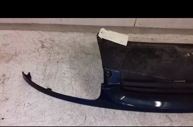 Calandre Renault CLIO II (BB_, CB_) 1.2 (bb0a, bb0f, bb10, bb1k, bb28, bb2d, bb2h, cb0a,... (1998-2010) 5 portes occasio
