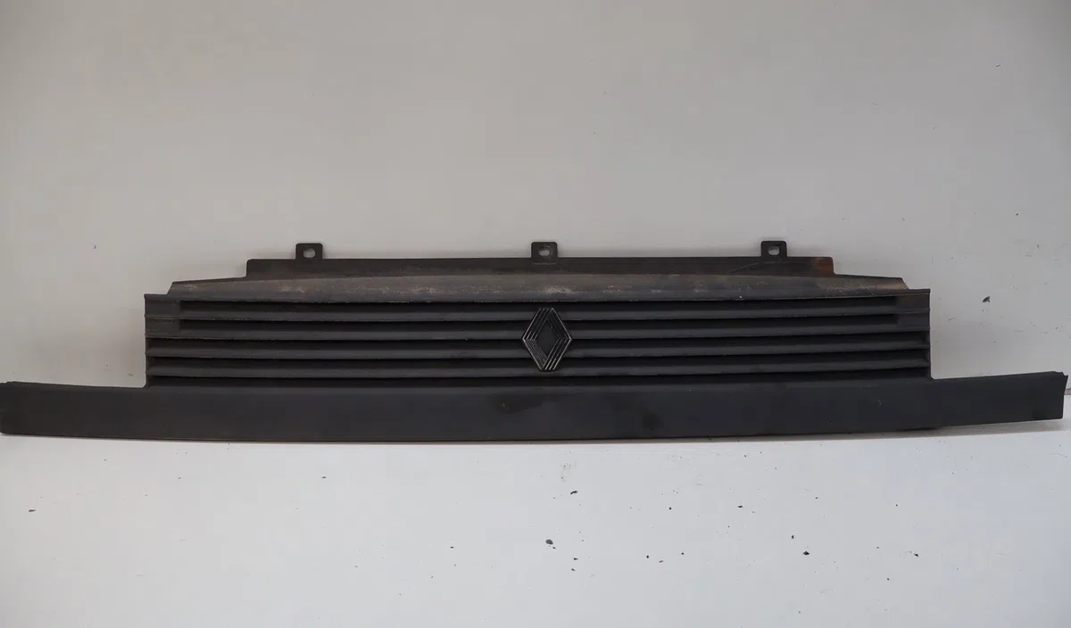 Calandre Renault SUPER 5 (B-C40_) 1.1 (1989-1990) 5 portes occasion — photo 2