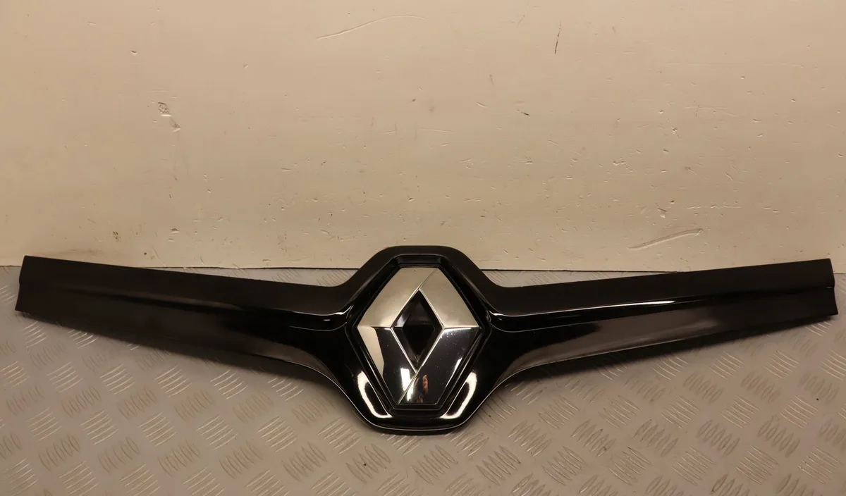 Calandre Renault TWINGO II (CN0_) 1.2 16v (cn04, cn0a, cn0b) (2007-2014) 3 portes occasion