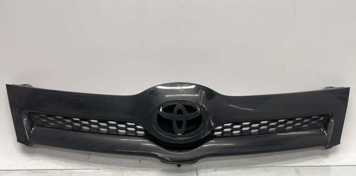 Calandre TOYOTA COROLLA VERSO 2 PHASE 1 occasion