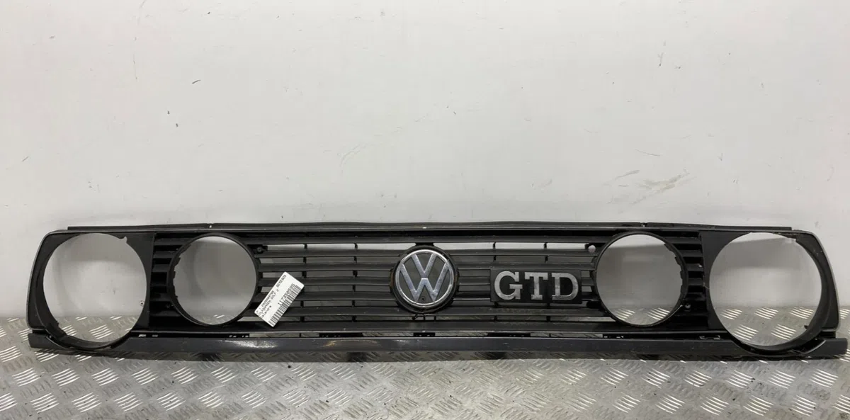 Calandre VOLKSWAGEN GOLF 2 occasion — photo 2