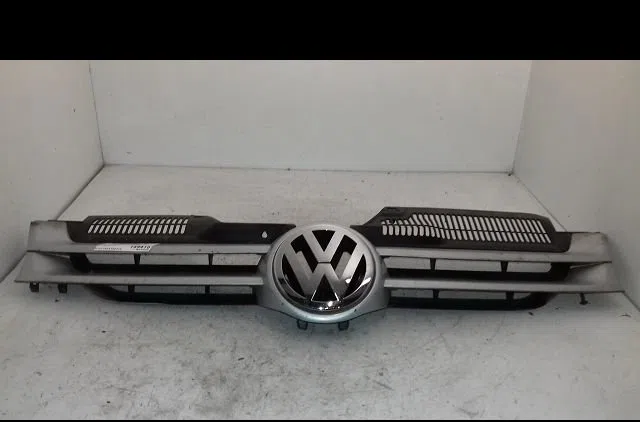 Calandre Volkswagen GOLF V (1K1) 1.9 tdi (2003-2008) 5 portes occasion