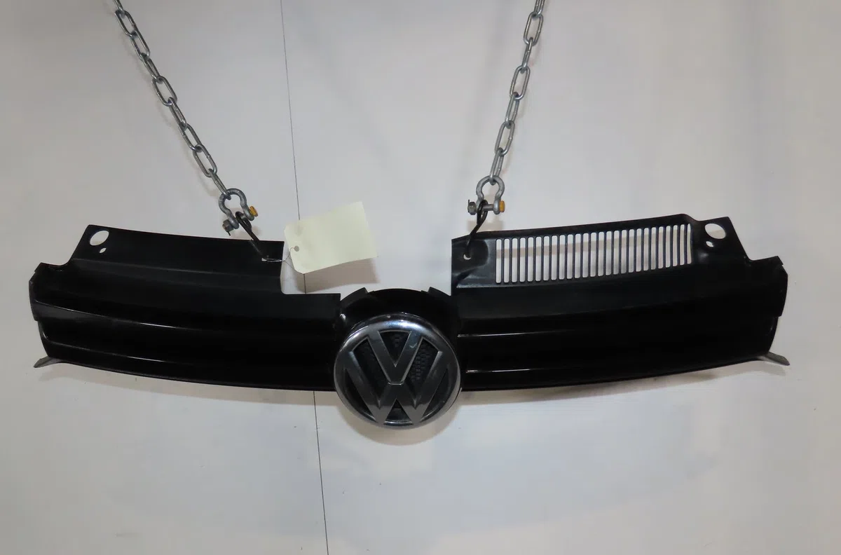 Calandre Volkswagen GOLF VI (5K1) 1.6 tdi (2009-2012) 5 portes occasion