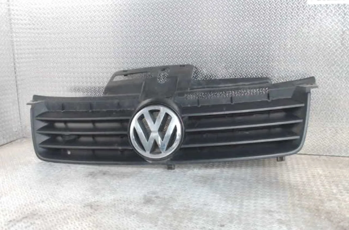 Calandre VOLKSWAGEN POLO 4 POLO 4 PHASE 1 occasion