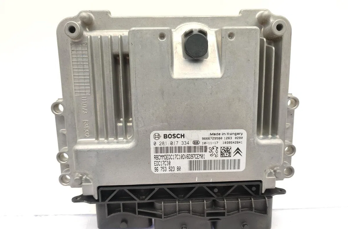 Calculateur moteur CITROEN BERLINGO 2 PHASE 1 occasion — photo 3