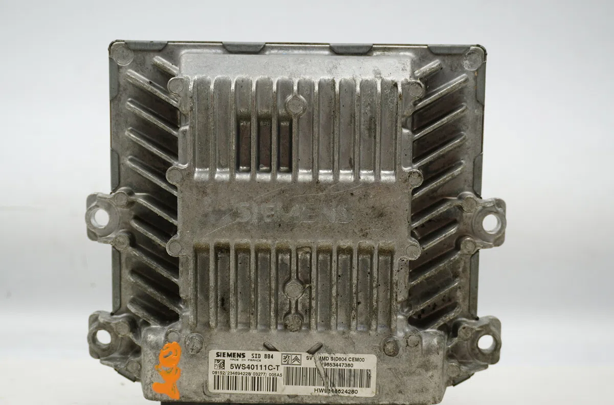 Calculateur moteur Citroen C2 (JM_) 1.4 hdi (2003-2009) 3 portes occasion — photo 2