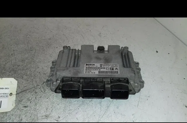 Calculateur moteur Citroen C4 PICASSO I Monospace (UD_) 1.6 hdi (2007-2013) 5 portes occasion — photo 2