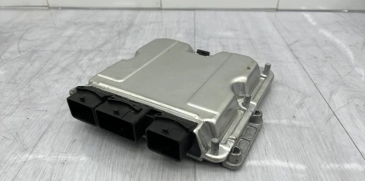 Calculateur moteur CITROEN C5 1 PHASE 1 occasion — photo 4