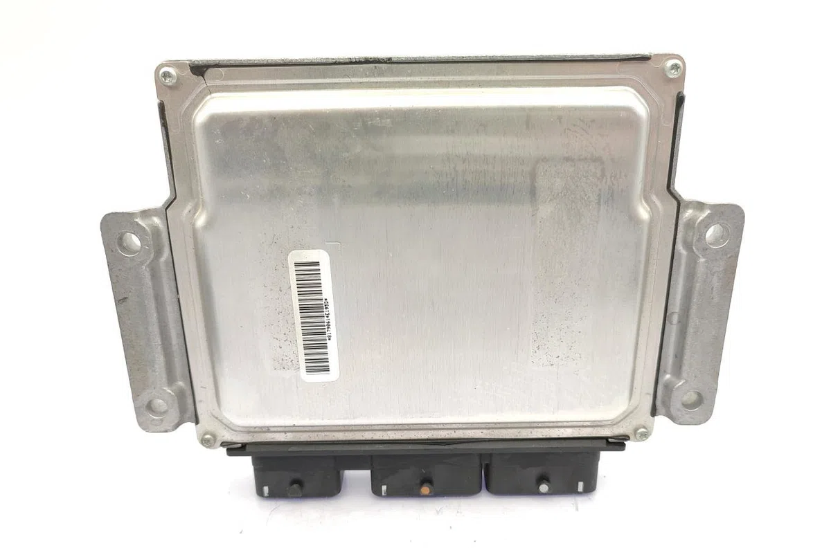 Calculateur moteur CITROEN C5 2 BREAK occasion — photo 4