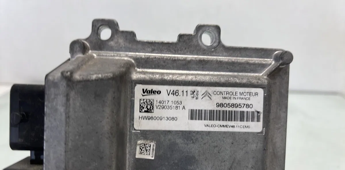 Calculateur moteur CITROEN DS3 PHASE 1 occasion — photo 3