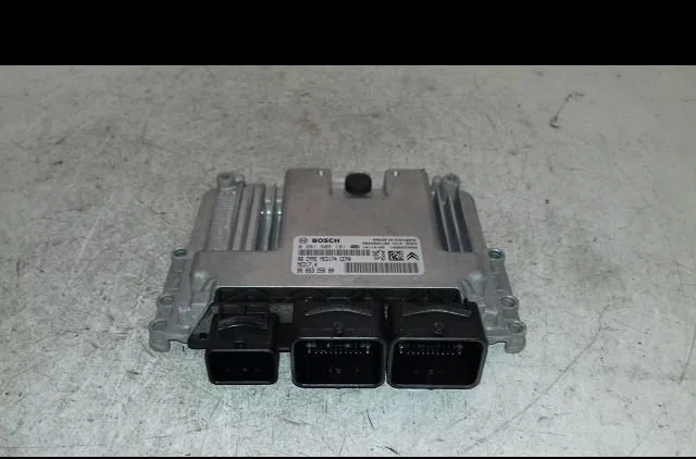 Calculateur moteur Citroen DS3 (SA_) 1.6 thp 155 (2010-2015) 3 portes occasion — photo 2