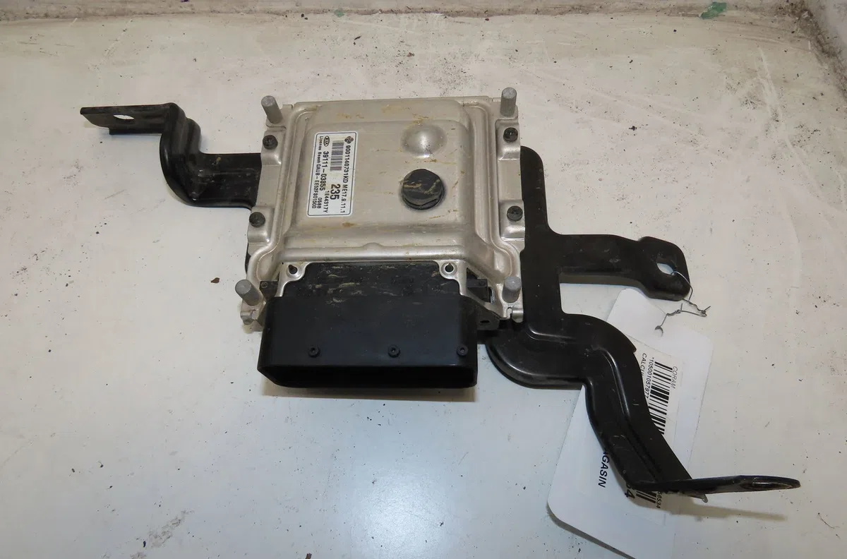 Calculateur moteur Kia RIO III (UB) 1.25 cvvt (2011-2017) occasion — photo 2