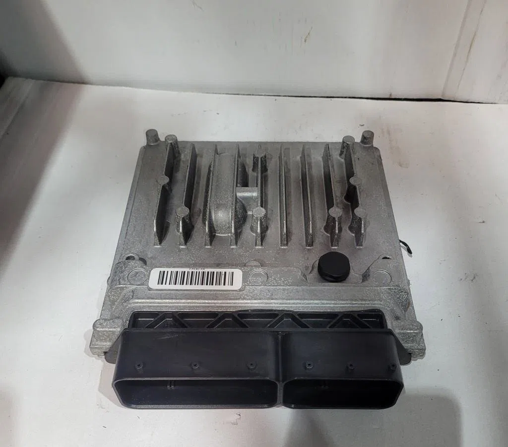 Calculateur moteur Mercedes-benz VITO - MIXTO Camionnette (W639) 113 cdi (639.601, 639.603, 639.605) (2010) occasion — photo 2