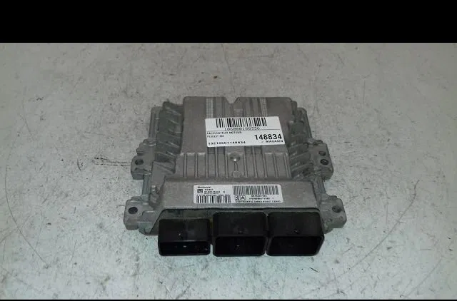 Calculateur moteur Peugeot 308 SW I (4E_, 4H_) 1.6 hdi (2009-2014) occasion — photo 4