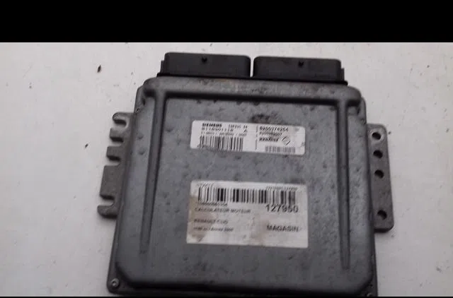 Calculateur moteur Renault CLIO II (BB_, CB_) 1.2 lpg (1998-2009) occasion — photo 2
