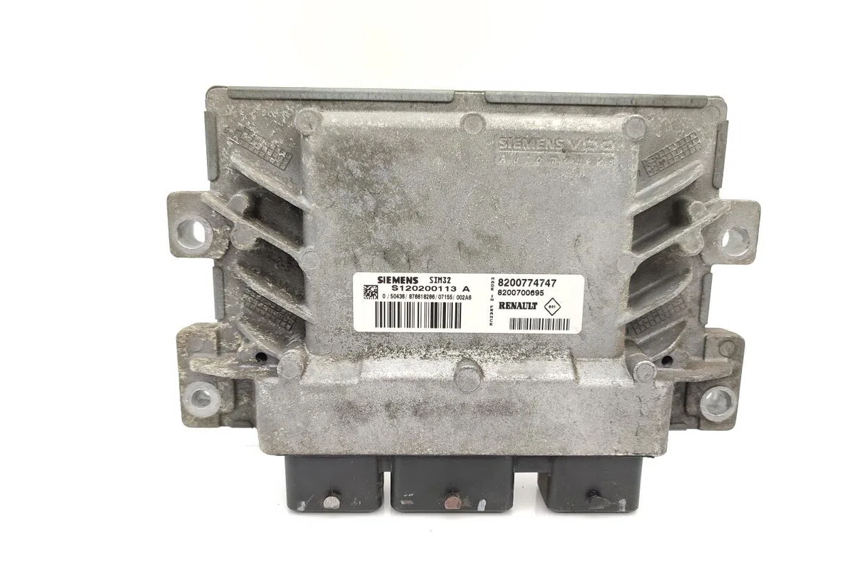 Calculateur moteur RENAULT TWINGO 2 PHASE 1 occasion — photo 2