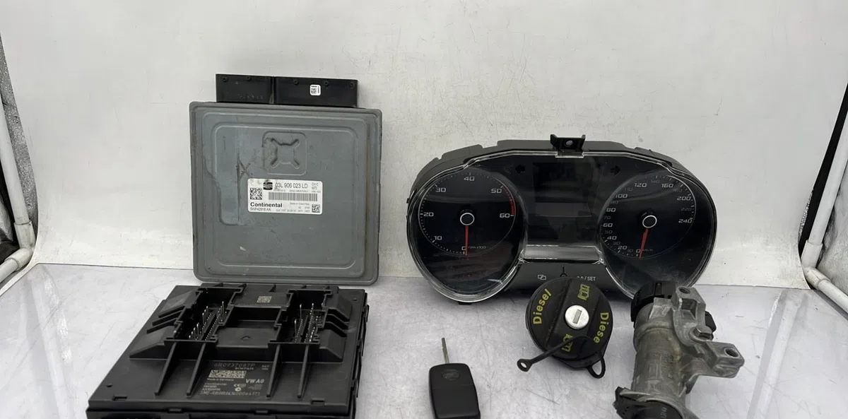 Calculateur moteur SEAT IBIZA 4 PHASE 2 occasion — photo 2