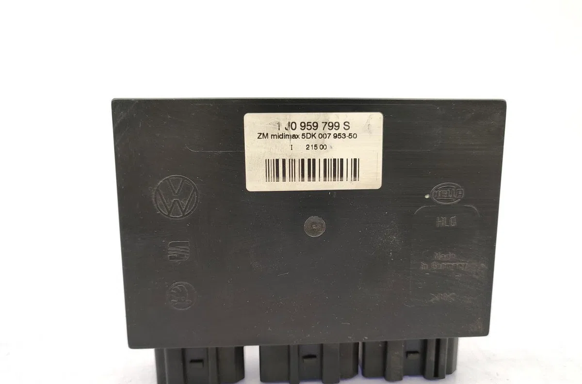 Calculateur moteur SEAT LEON 1 occasion — photo 2