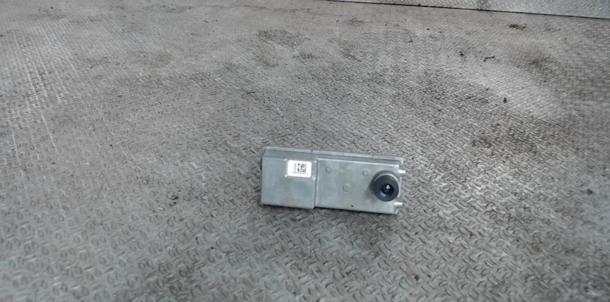 Camera de stationnement av Renault MEGANE IV 3-5 portes (B9A-M-N_) 1.5 dci 110 (b9a3) (2015) occasion — photo 2