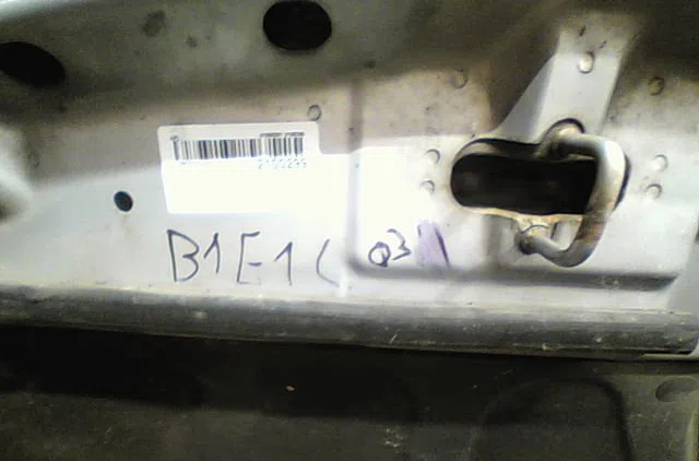 Capot Kia CERATO I 3-5 portes (LD) 2.0 crdi (2004-2006) occasion — photo 2