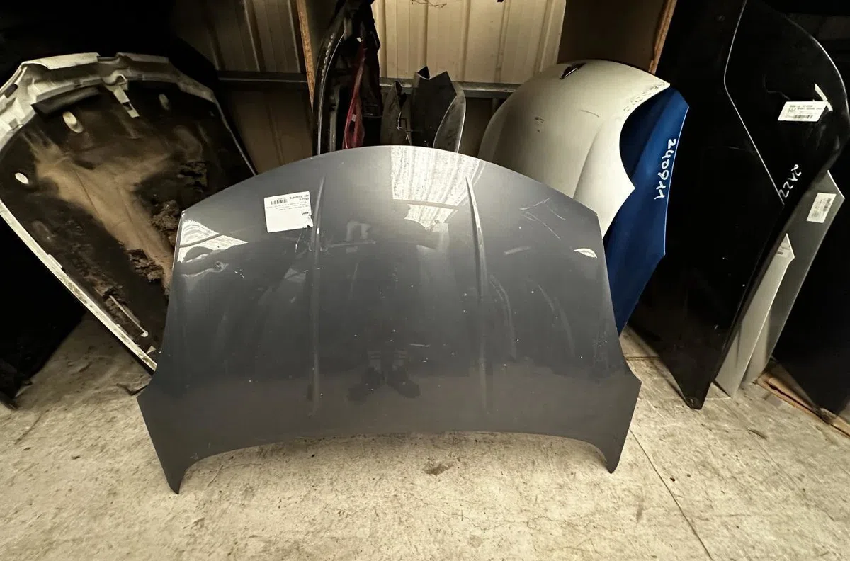 Capot Nissan NOTE (E11, NE11) 1.6 (2006-2012) occasion