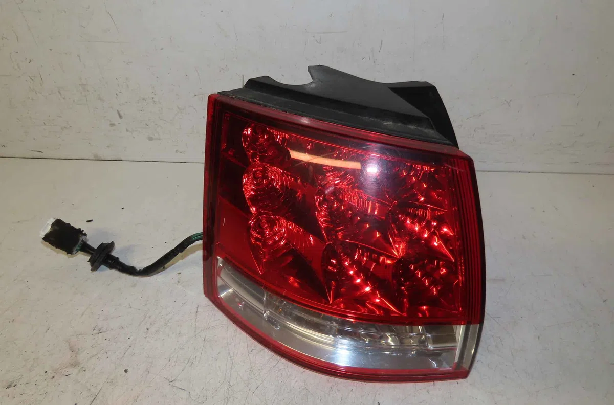 Catadioptre arg CITROEN C-CROSSER occasion — photo 2