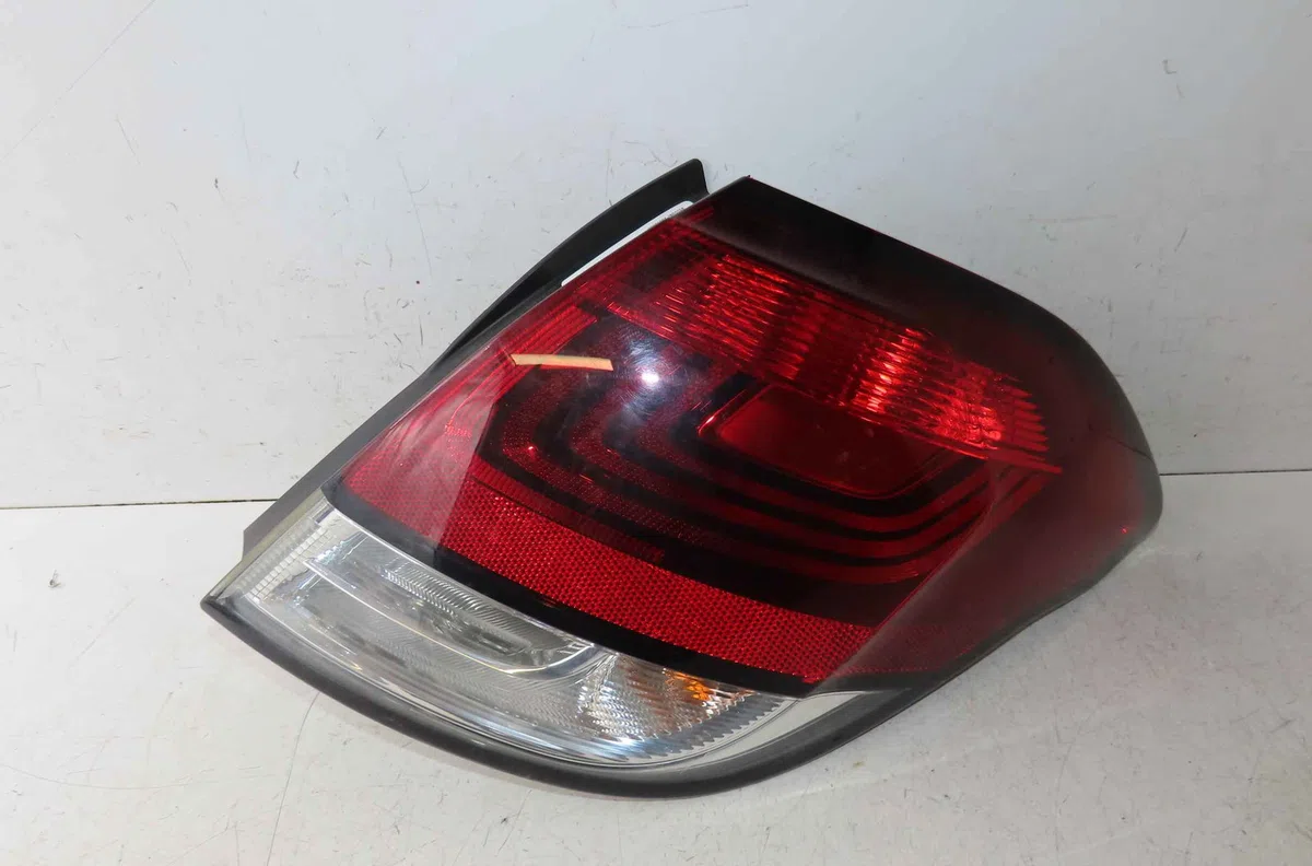 Catadioptre arg CITROEN C4 II occasion — photo 4