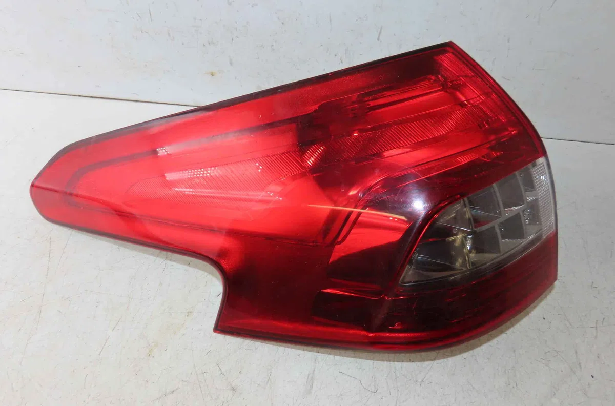 Catadioptre arg CITROEN C5 II occasion — photo 3