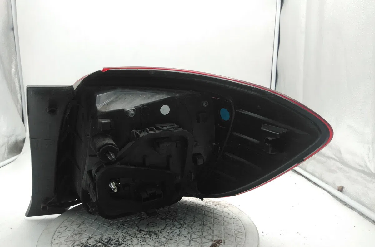 Catadioptre arg DACIA SANDERO II occasion — photo 4