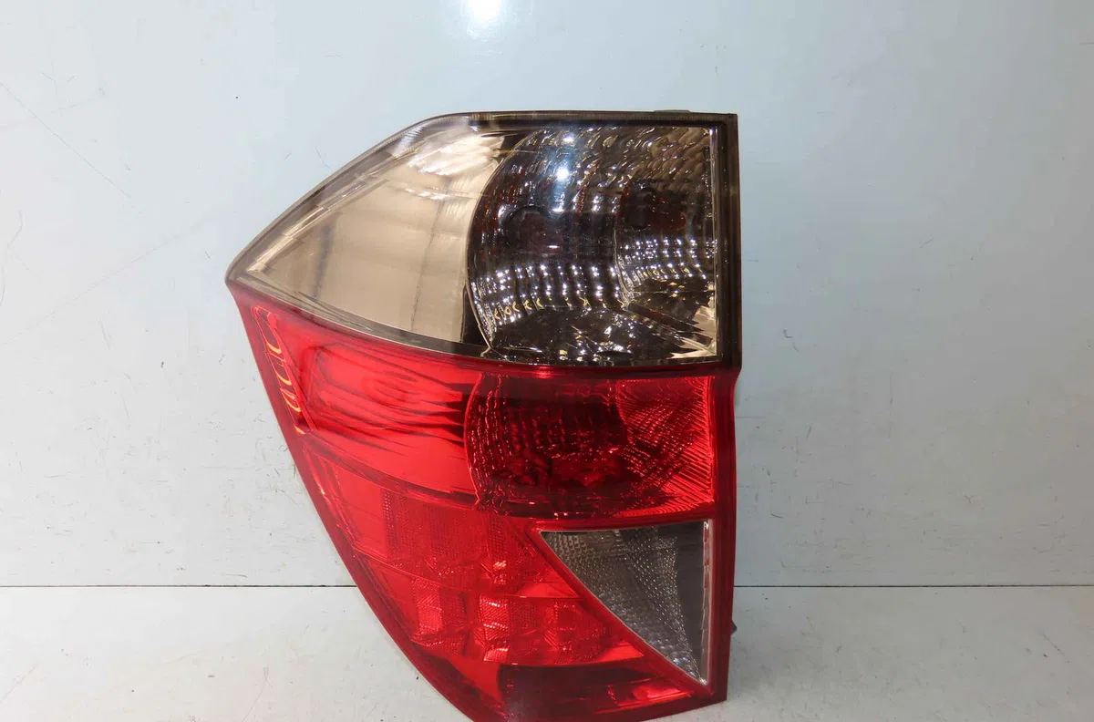 Catadioptre arg HONDA FR-V occasion — photo 4