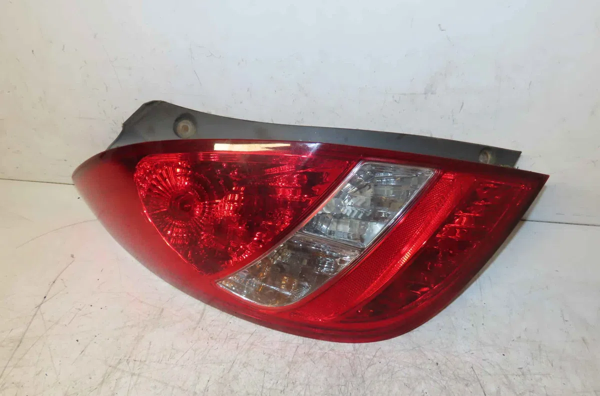 Catadioptre arg HYUNDAI I 20 I occasion — photo 2