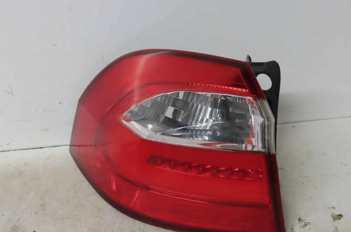 Catadioptre arg KIA RIO III occasion — photo 2