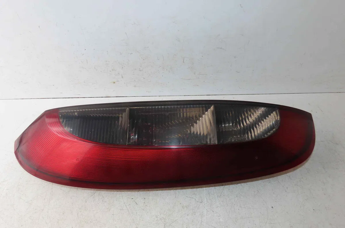 Catadioptre arg OPEL CORSA III occasion — photo 2