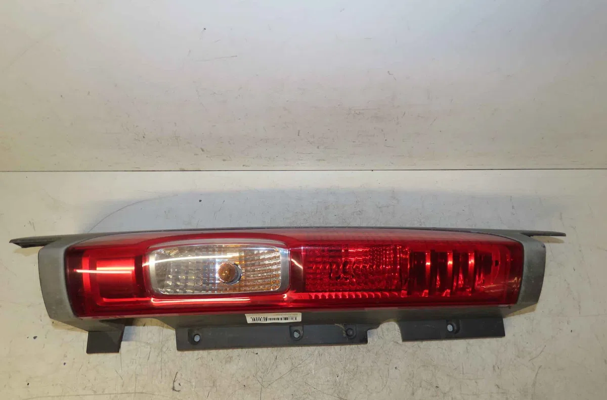 Catadioptre arg OPEL VIVARO I occasion — photo 4