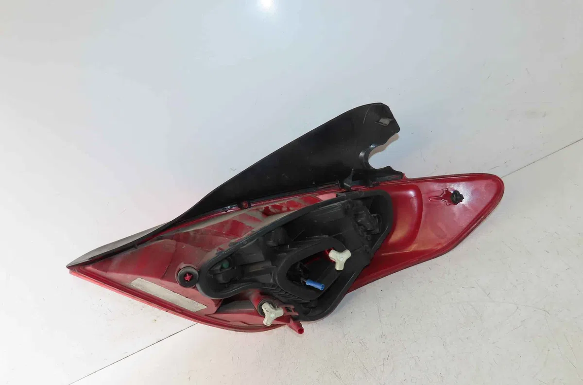 Catadioptre arg PEUGEOT 308 I occasion — photo 3
