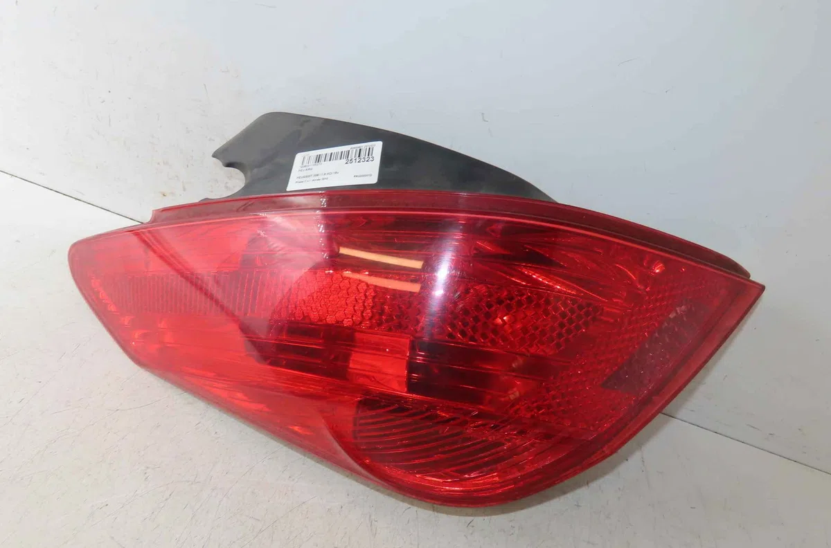Catadioptre arg PEUGEOT 308 I occasion — photo 4