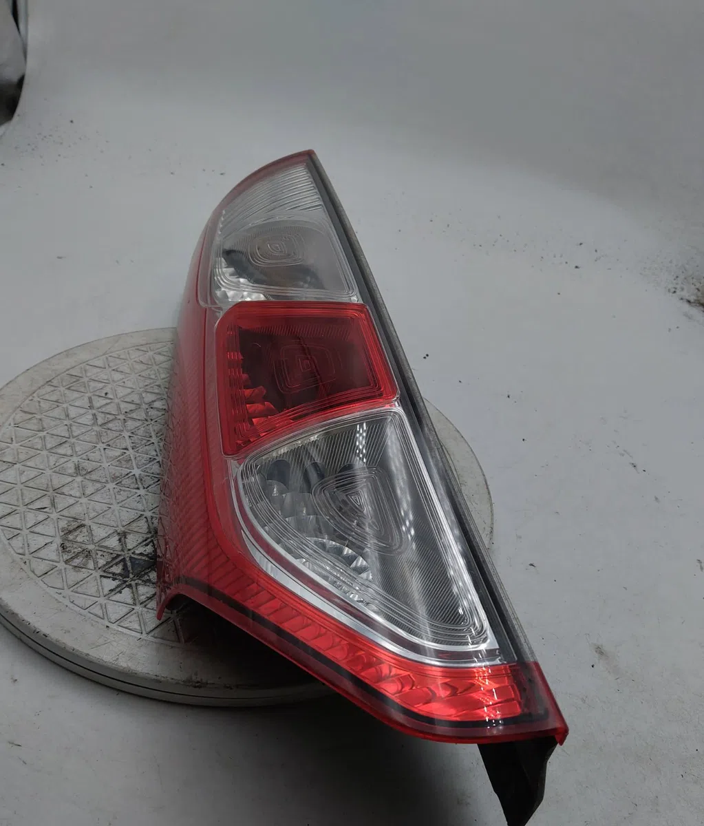 Catadioptre arg RENAULT KANGOO II occasion — photo 4