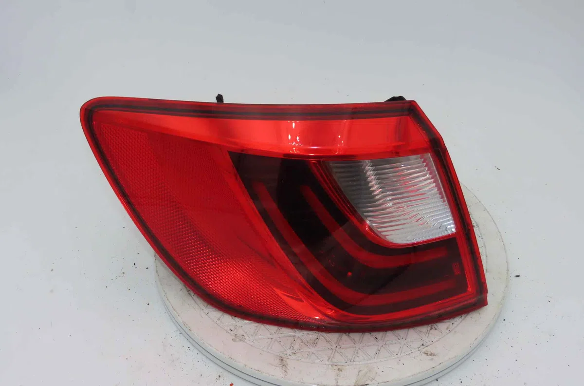 Catadioptre arg SEAT IBIZA IV occasion — photo 4