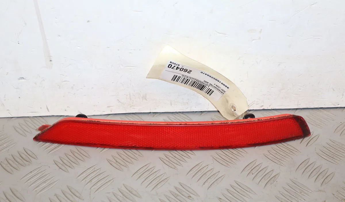 Catadioptre arg Seat LEON (1P1) 1.6 tdi (2010-2012) occasion — photo 2