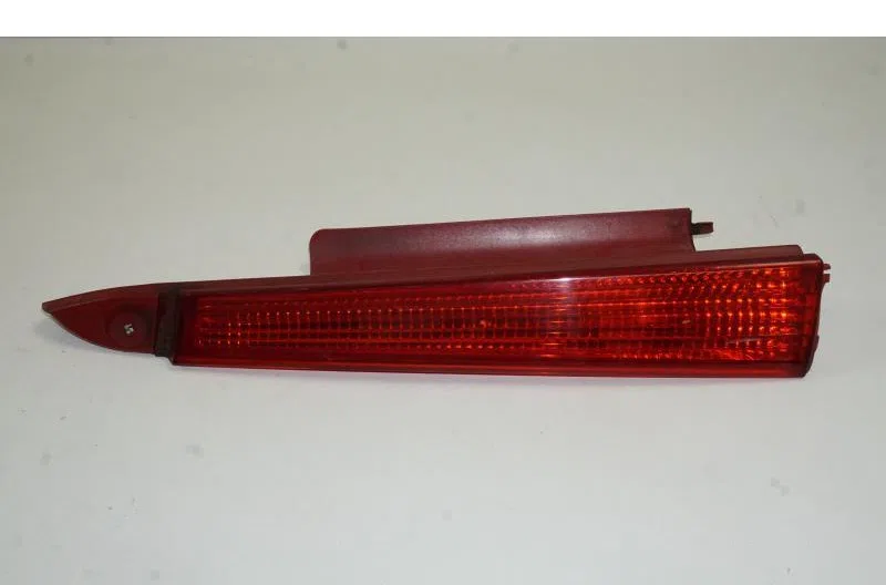 Catadioptre arriere gauche pour CITROEN C4 1 PHASE 1 — photo 2
