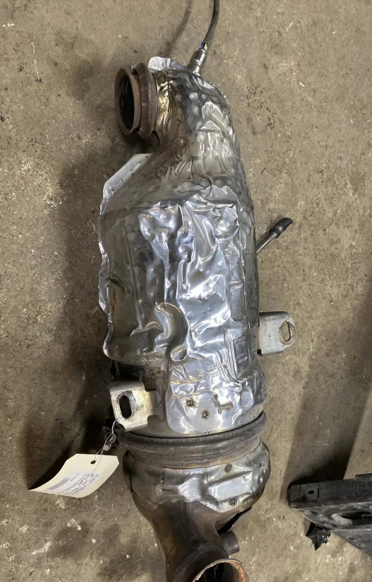 Catalyseur PEUGEOT 207 PHASE 2 BREAK occasion — photo 2