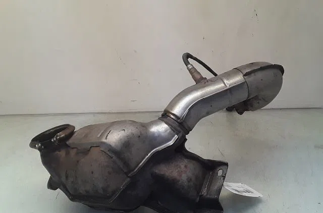 Catalyseur Peugeot 807 (EB_) 2.0 hdi (2009) occasion — photo 3