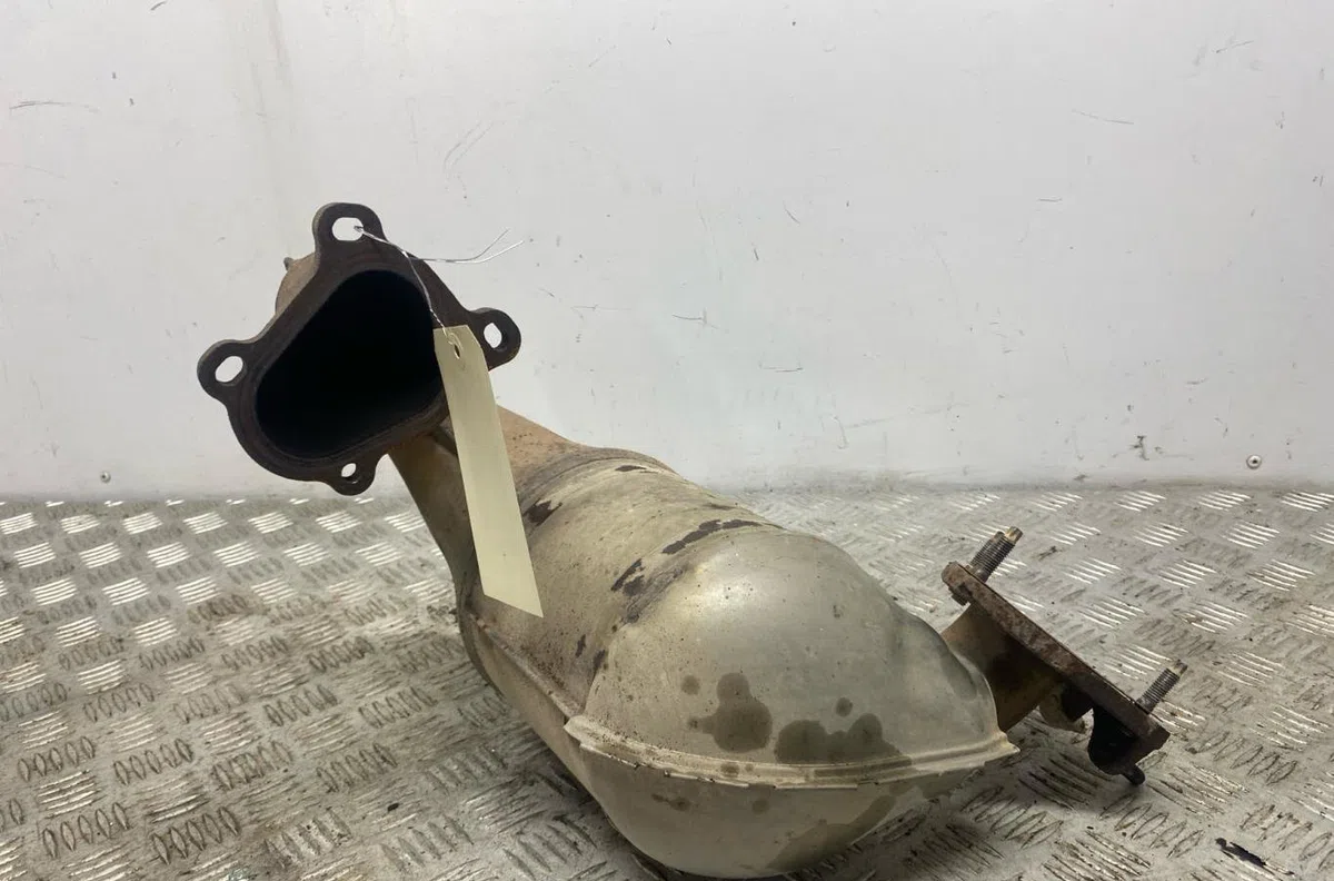 Catalyseur RENAULT TRAFIC 2 PHASE 2 occasion — photo 2