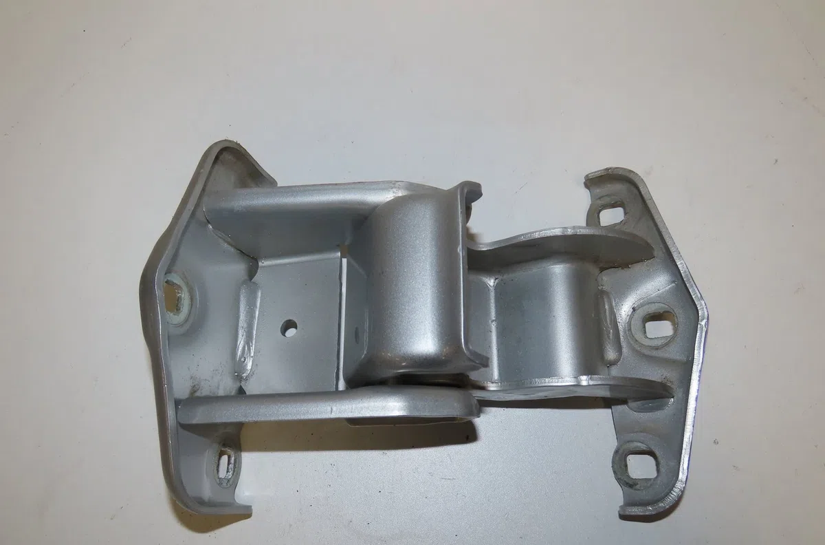 Charniere sup porte battante arg Renault TRAFIC II Camionnette (FL) 2.0 dci 115 (fl01, fl0u) (2006) occasion — photo 4