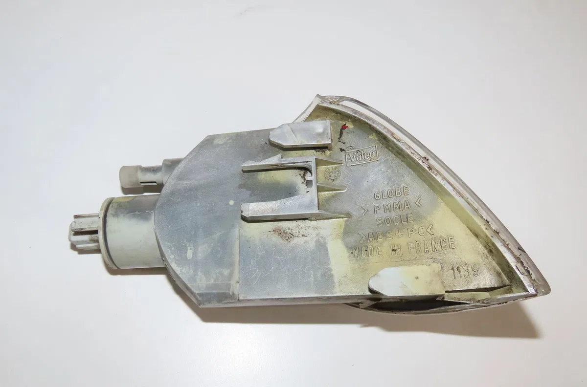 Clignotant droit CITROEN SAXO 1997 occasion — photo 2