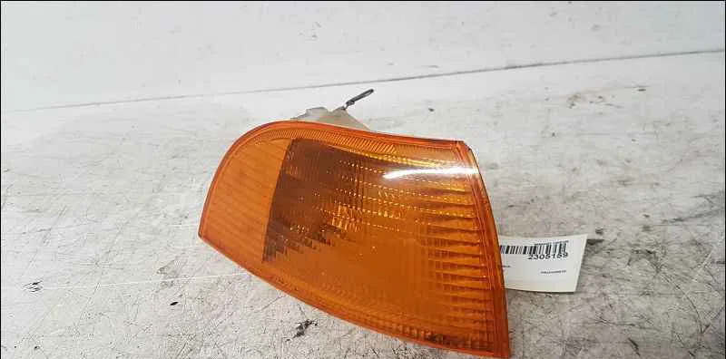 Clignotant droit FIAT PUNTO I occasion — photo 3