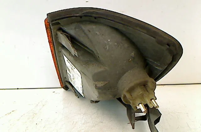 Clignotant droit MERCEDES 200-500 I 1989 occasion — photo 2