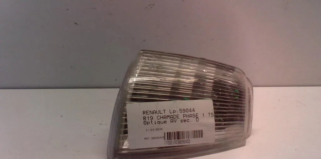 Clignotant droit Renault 19 II Chamade (L53_) 1.4 (1994-1995) occasion — photo 4