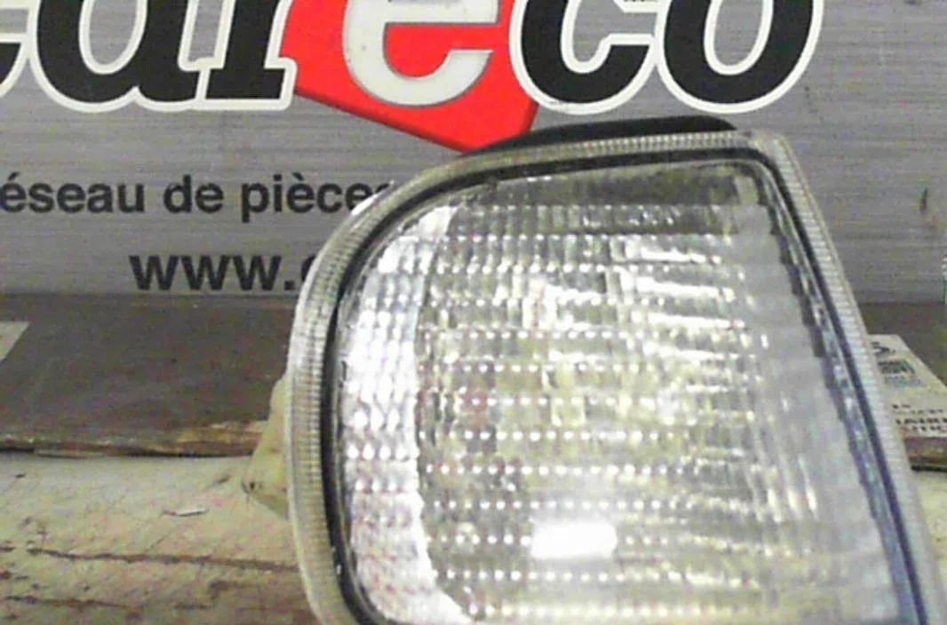 Clignotant droit SEAT INCA  0 occasion — photo 2