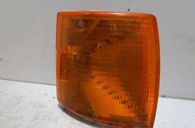 Clignotant droit VOLKSWAGEN TRANSPORTER IV occasion — photo 3